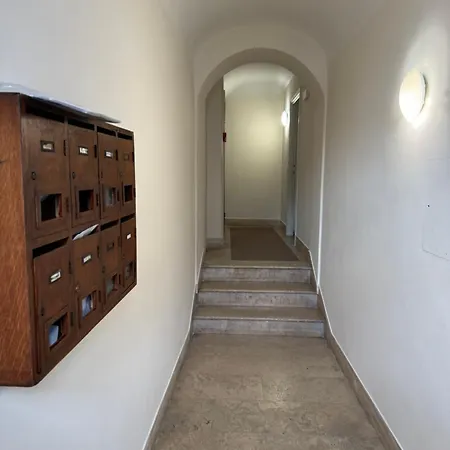 Campo Dei Fiori Modern With Terrace Apartment