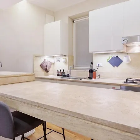 Apartment Campo Dei Fiori Modern With Terrace Rome